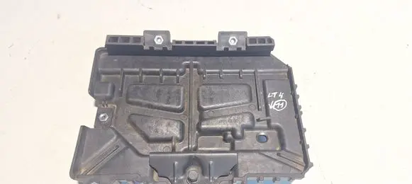 Battery tray