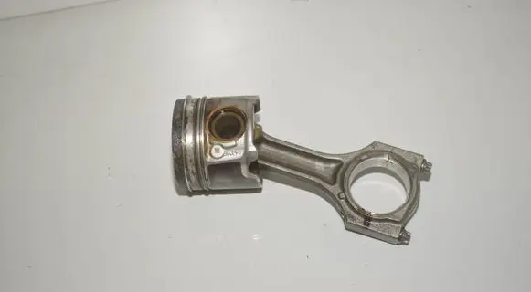 BMW 3 F30 F35 F31 Piston 8571012 11258571012