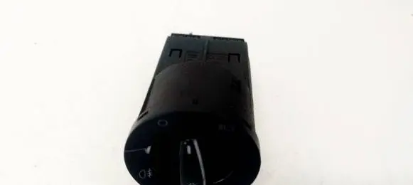 Volkswagen Golf IV Light switch 1C0941531