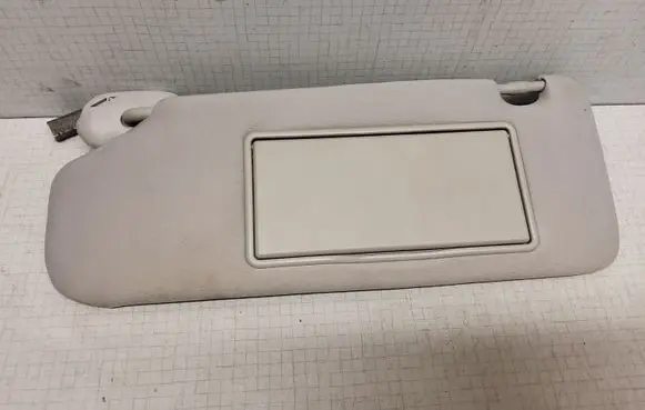 Toyota Avensis T250 Sun visor