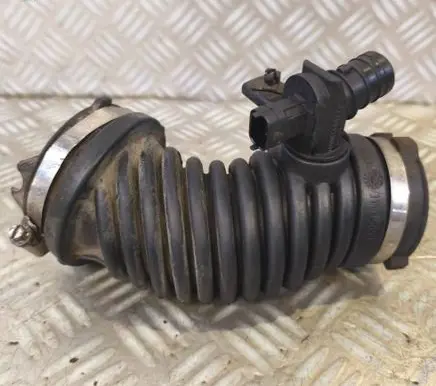 Opel Insignia A Air intake duct part 13259221