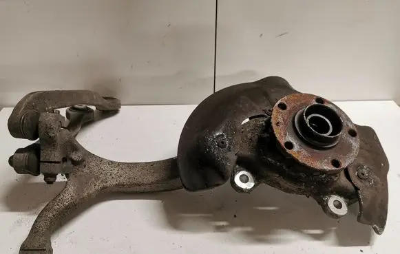 Audi A6 S6 C6 4F Front wheel hub spindle knuckle 4F0258