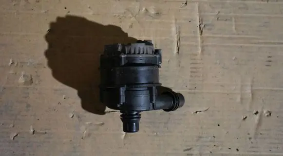 BMW X3 G01 Electric auxiliary coolant/water pump 8651288555525