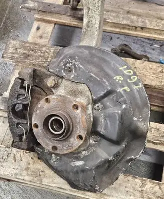 Audi A6 S6 C6 4F Front wheel hub 4F0407242F