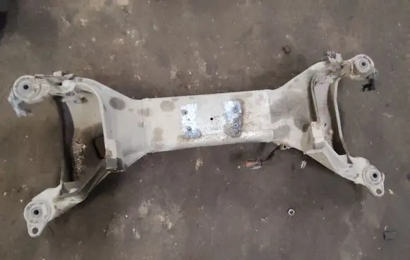 Citroen C5 Rear subframe 