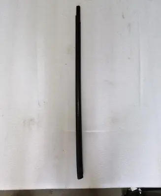 Buick Encore GX I Front door glass trim molding