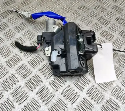 Lexus RZ Tailgate/trunk/boot lock/catch/latch 1638000790