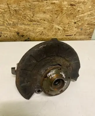 Volkswagen PASSAT B6 Front wheel hub