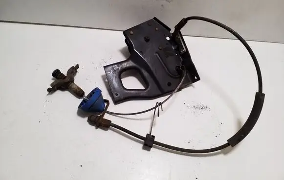 Ford Galaxy Spare wheel mounting bracket 