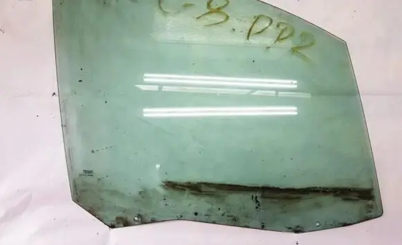 Citroen C8 Front door window glass four-door