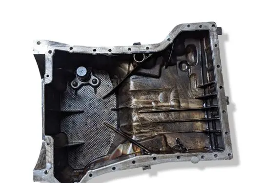 Mercedes-Benz C W204 Oil sump A2710141302
