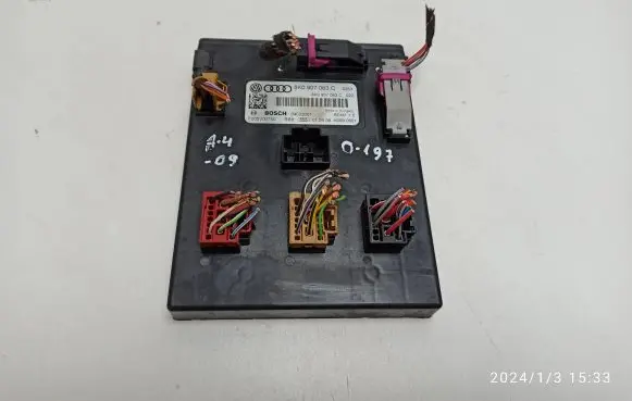Audi A4 S4 B8 8K Comfort/convenience module 8K0907063C