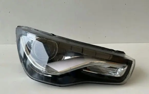 Audi A1 Headlight/headlamp 8X0941006