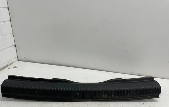 Volkswagen PASSAT B7 Trunk/boot sill cover protection 3C9863459C