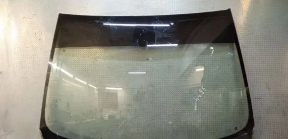 Renault Laguna III Front windscreen/windshield window