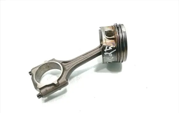 Skoda Octavia Mk2 (1Z) Piston with connecting rod 