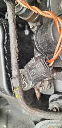 BMW 1 E81 E87 Fuel injector 0445110209