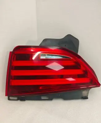BMW 5 GT F07 Tailgate rear/tail lights 89091975
