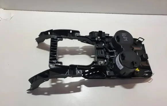 Ford Fusion II Cup holder front DS73F13560