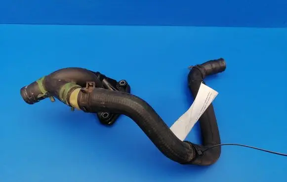 Nissan Note (E11) Engine coolant pipe/hose 8200337841 8200423361