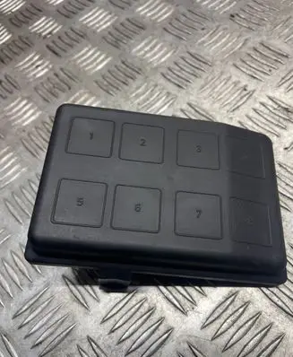 Opel Zafira A Fuse box cover 09132702