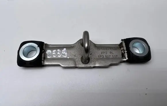 Audi A3 S3 8P Loading door lock loop/hook striker 8P3827507