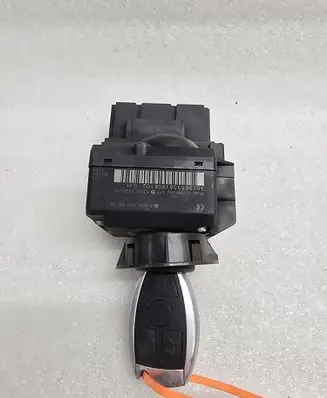 Mercedes-Benz Sprinter W906 Ignition lock A9069008600