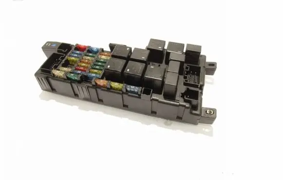 Volvo S80 Fuse module 8645364