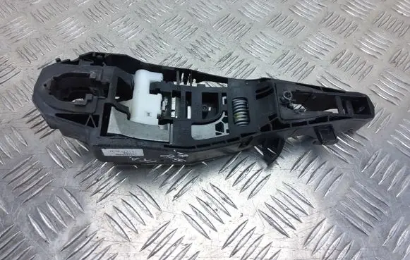Peugeot 5008 Front door coupe exterior handle/bracket 9822244980 V24984