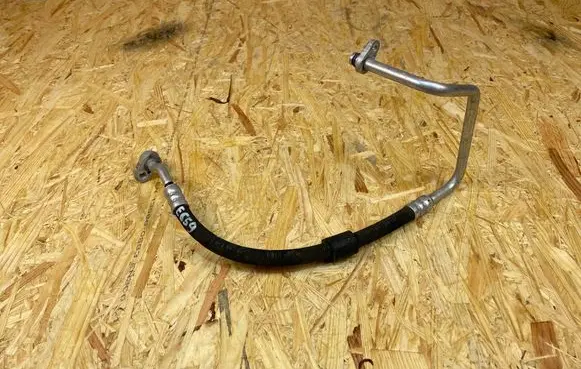 Air conditioning (A/C) pipe/hose