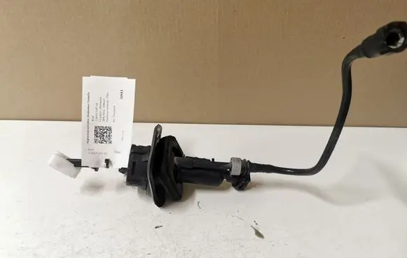 Ford C-MAX I Clutch master cylinder 3M517T504AC 3M517A543AE