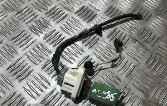 Heater blower motor/fan resistor