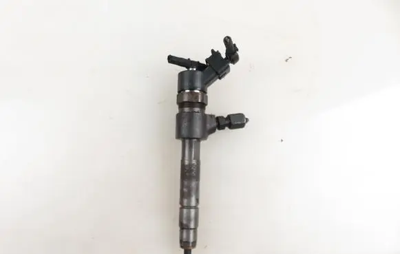 Fiat Croma Fuel injector 0445110244