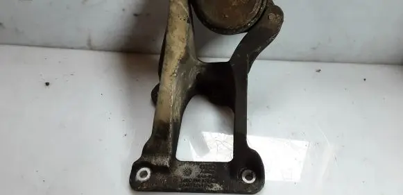 Audi A8 S8 D3 4E Gearbox mounting bracket 4E0199370AB