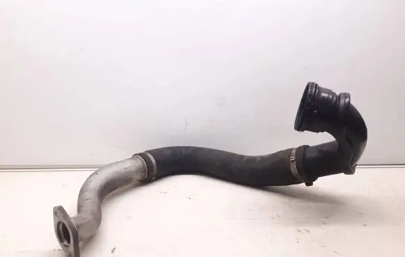 Opel Zafira C Intercooler hose/pipe 13386923 360578926