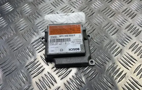 Audi A3 S3 8P Airbag control unit/module 8P0959655F 0285001482