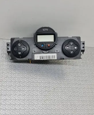 Renault Megane II Climate control unit 8200141294 69340006 1666036U