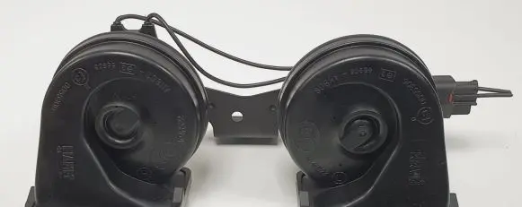 Jaguar XF X250 Horn signal CX2313A803AB