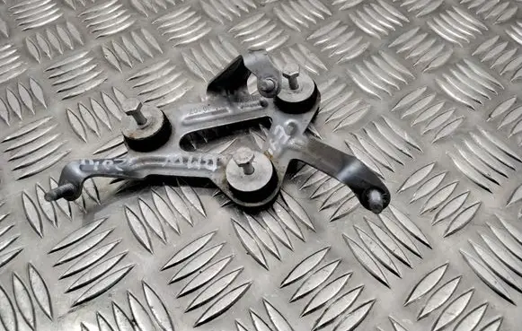 BMW 3 E90 E91 ABS pump bracket 6781281