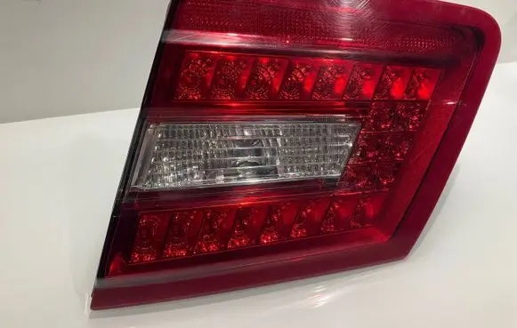 Mercedes-Benz E W212 Tailgate rear/tail lights A2128201064 2128201064
