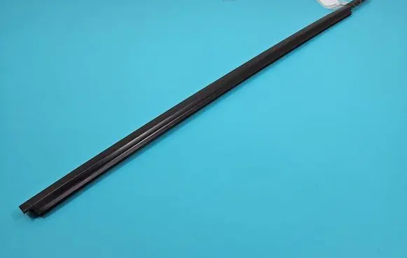 Nissan Juke I F15 Front door trim (molding) IMPRK1359609