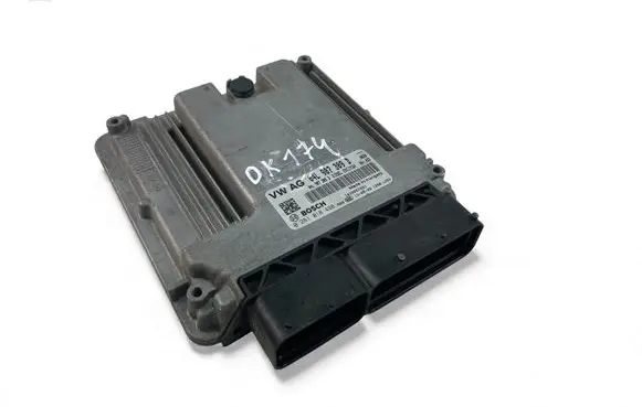 Volkswagen Golf VII Engine control unit/module ECU 04L907309D 0281018498