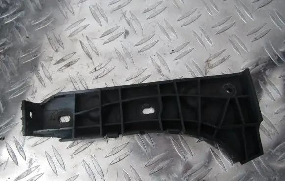Audi A6 S6 C5 4B Front bumper mounting bracket 4b0807283b 4b0.807.283b
