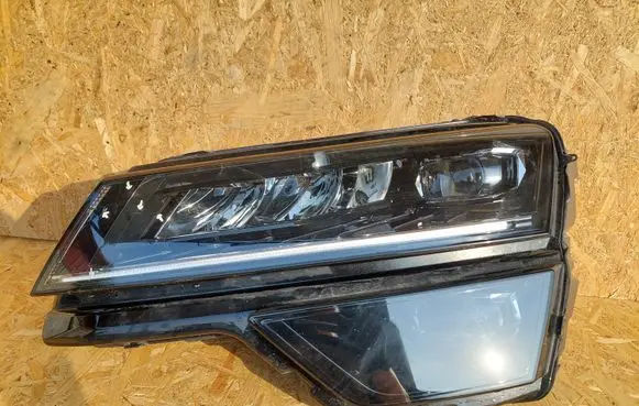 Skoda Karoq Headlight/headlamp 57B941015F 3556212