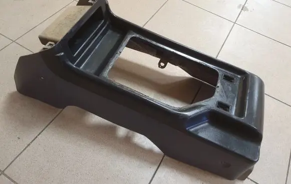 Toyota Land Cruiser (HDJ90) Center console