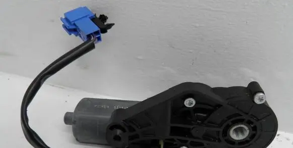 Mercedes-Benz GLK (X204) Seat adjustment motor 