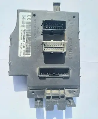 Renault Trafic II (X83) Comfort/convenience module P8200409680C 281187388A