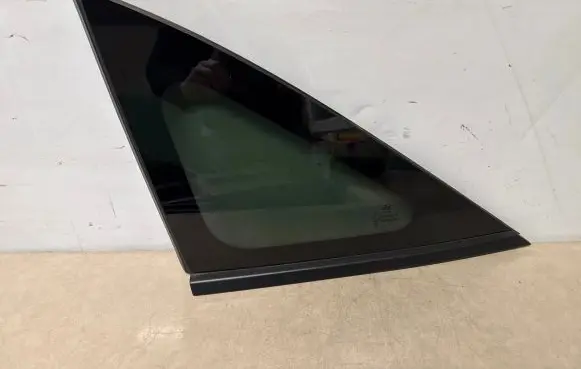 Hyundai Tucson IV NX4 Rear side window 87810n70