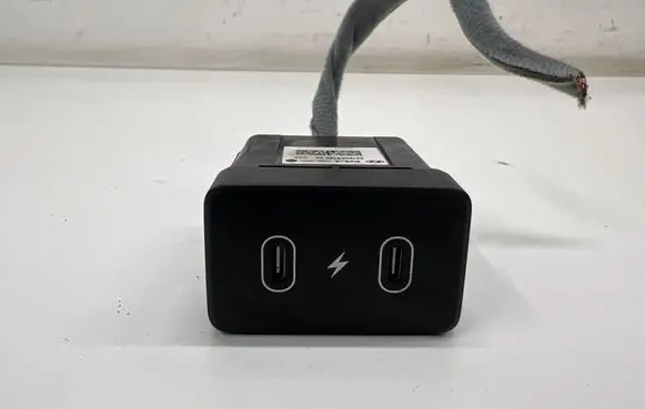 Hyundai IONIQ 6 USB socket connector 96125K3100