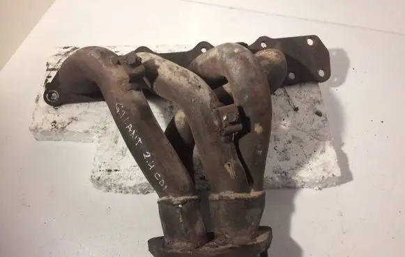 Mitsubishi Galant Exhaust manifold